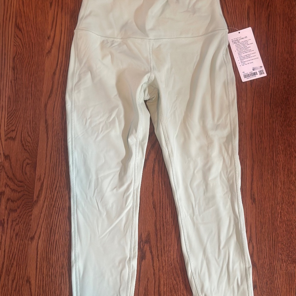 Brand New Lululemon Wundertrain Tights - Size 10